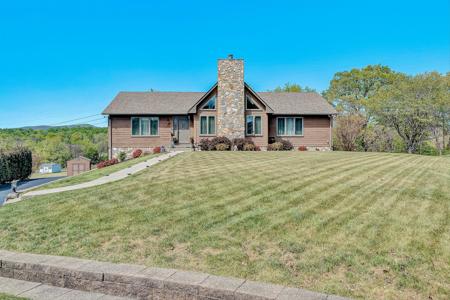 384 Deer Haven DR