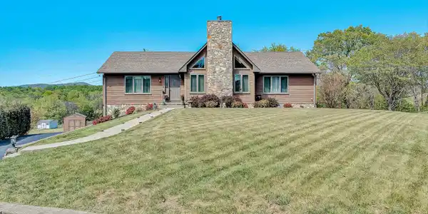384 Deer Haven DR