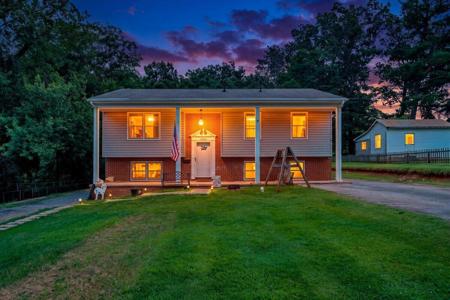 1002 Galax ST