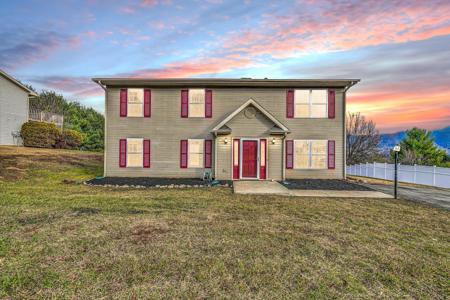 583 Hillview DR