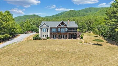 890 Blain RD