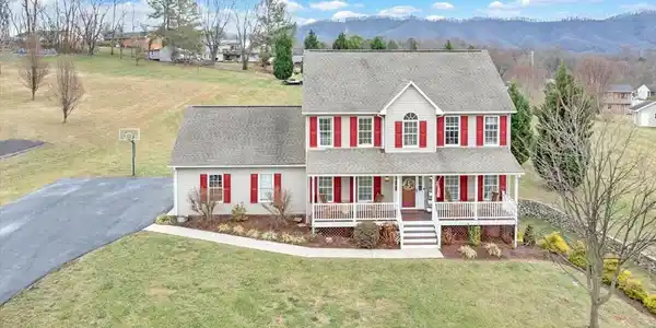 300 Laymantown RD