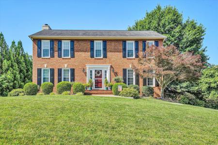 297 Applewood DR