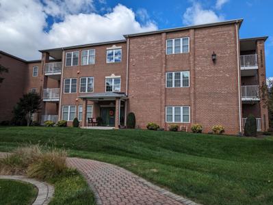 3025 Mcvitty Forest DR