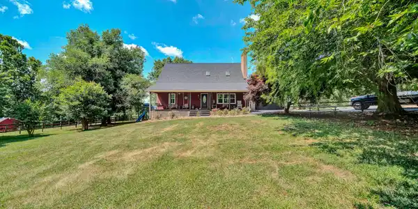 335 DAYTONA DR