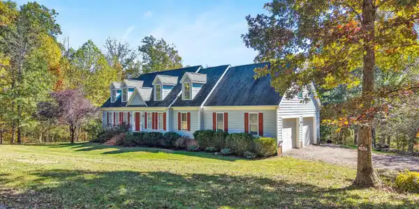 401 Piney Ridge RD