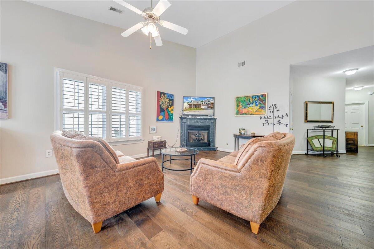 Image 3: Living Room with Gas Fireplace