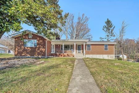 4411 Westward Lake DR