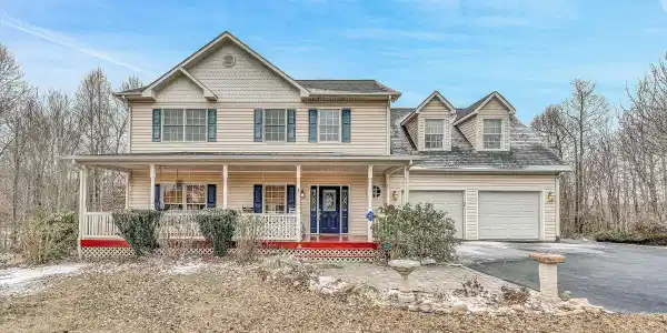 1170 Riverbend DR