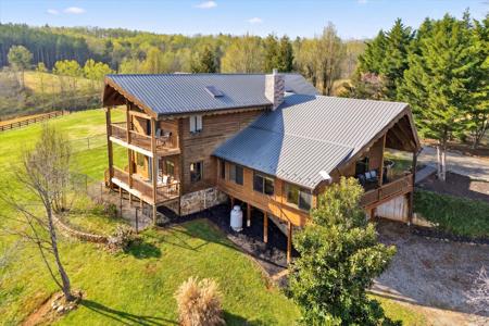 2972 Algoma RD