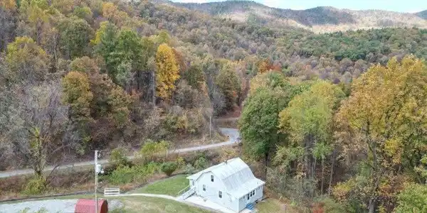 8708 Martins Creek RD