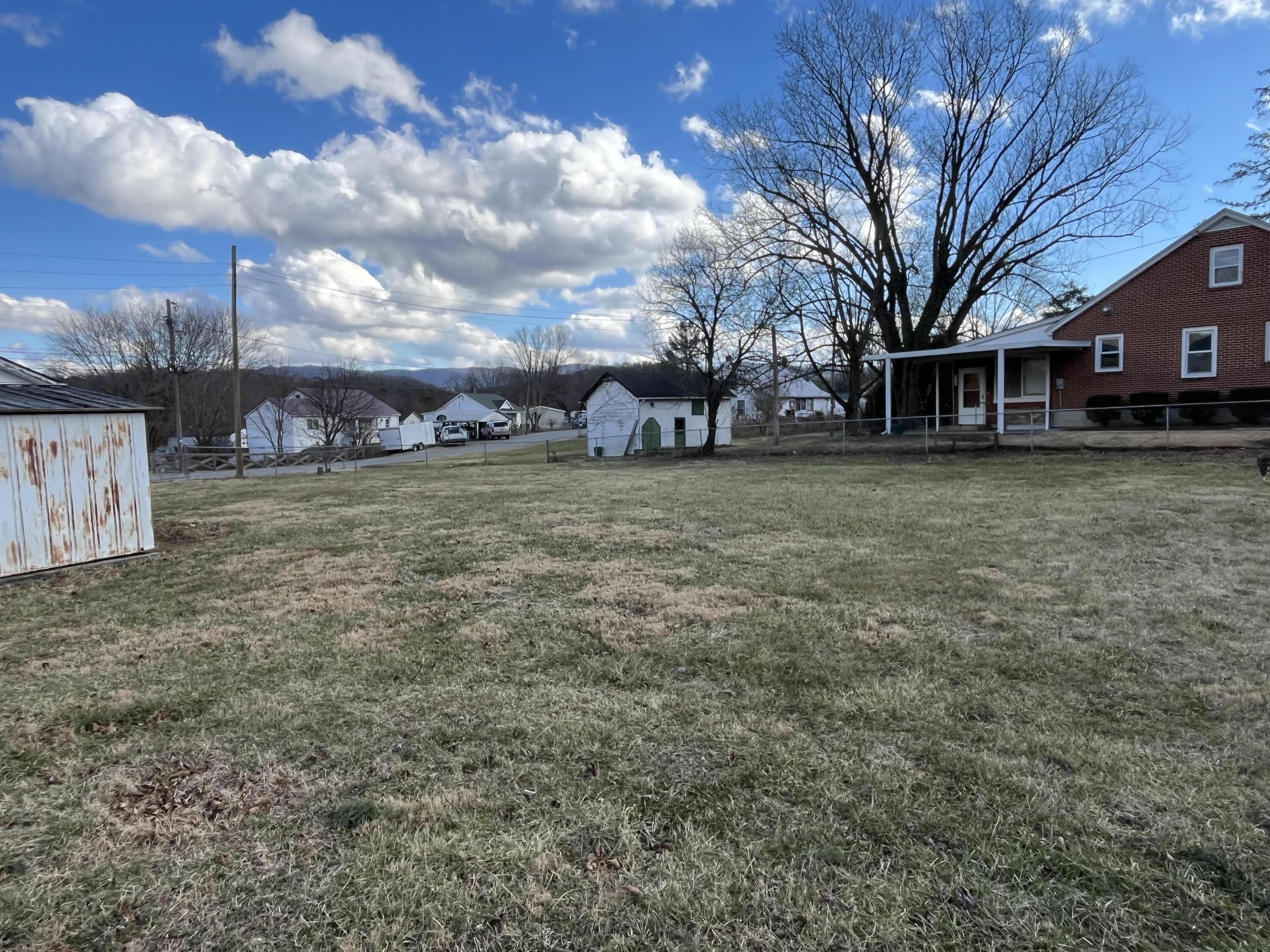 Image 2: 49 back yard east