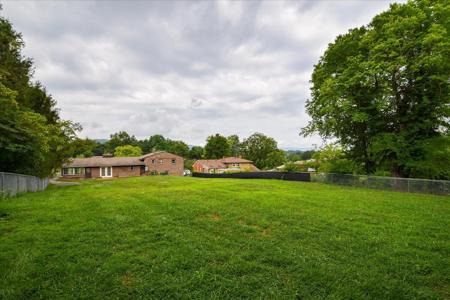 2779 Hillbrook DR