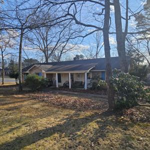 2049 Surrey LN