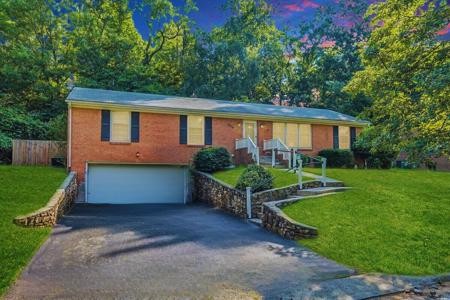 3339 Longhorn RD