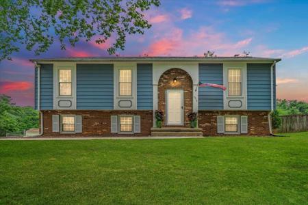 4216 Whitehall CIR