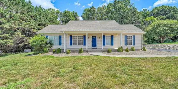 100 Meadow Brook DR