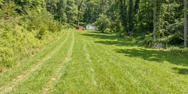 Image 2: 3-Cooper Cove Road