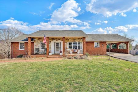 4043 Mockingbird Hill RD