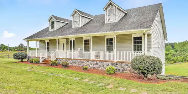 1203 Blankenship RD
