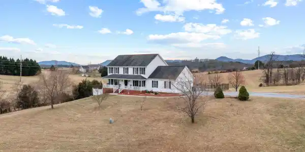 765 Country Club RD