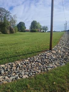 Trail DR