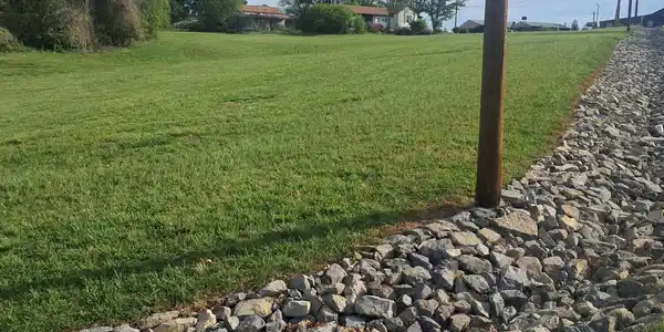 Trail DR
