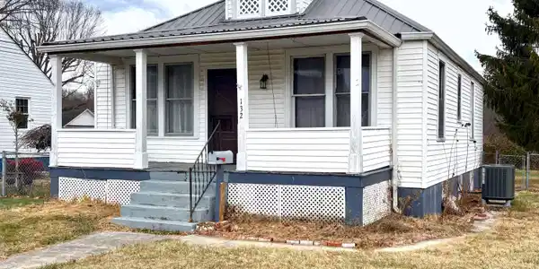 1132 Jefferson AVE