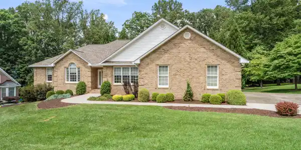 959 Highland DR