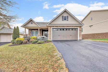 7125 Linn Cove CT