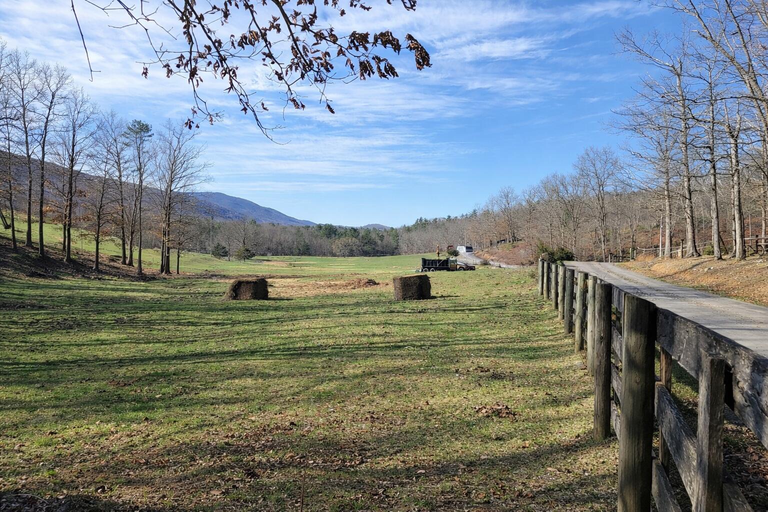 Image 4: b30bdd0f-53c0-4b40-837f-1ff3d3e3e643