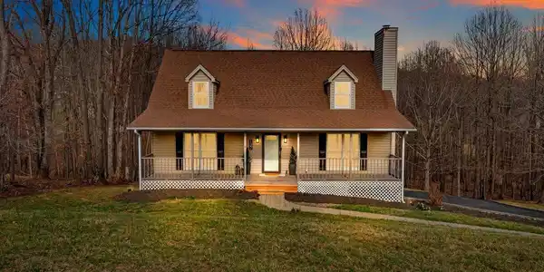 137 Wildwood DR
