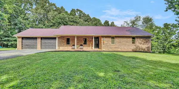 489 Monty RD