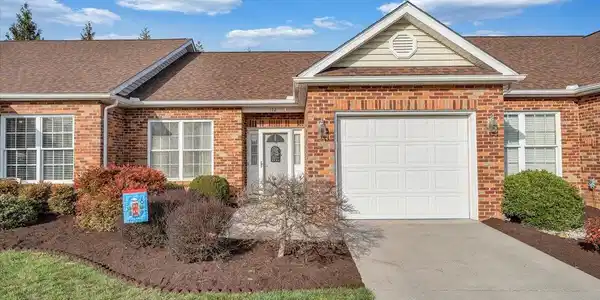 172 Cypress CT