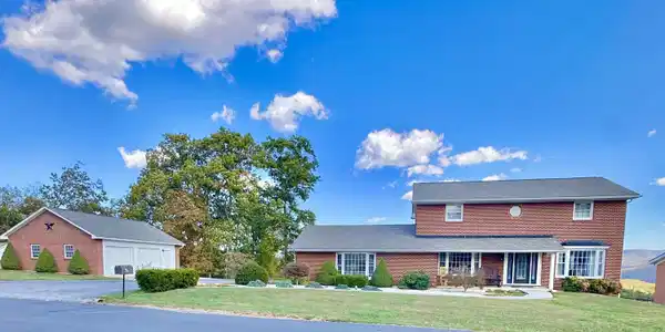 1706 Ridgevue AVE