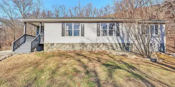 1311 Walnut Shell DR