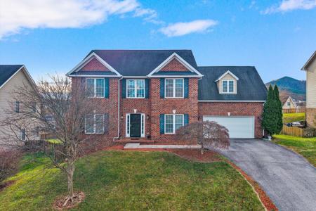 2158 River Oaks DR