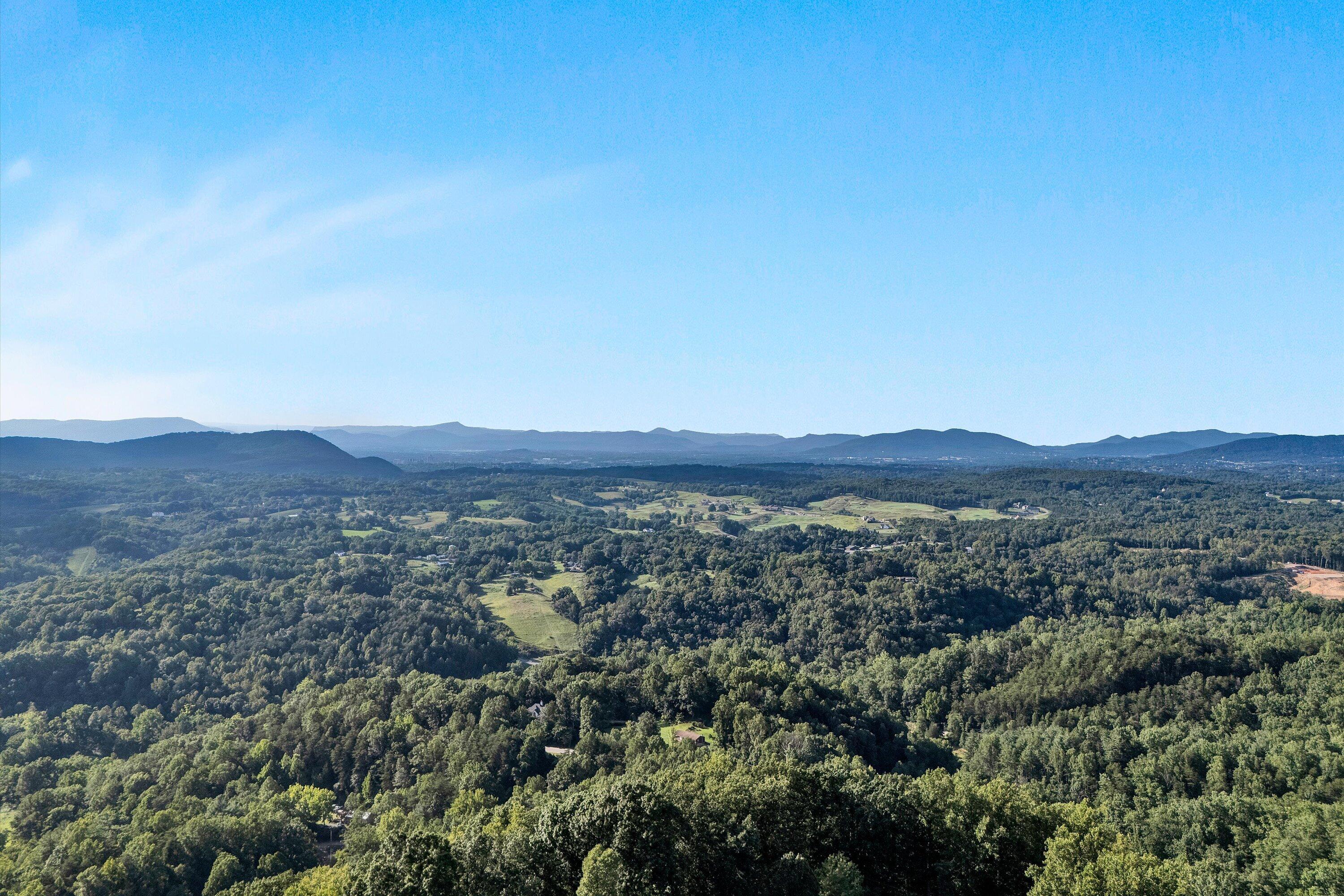 Image 4: Gorgeous View