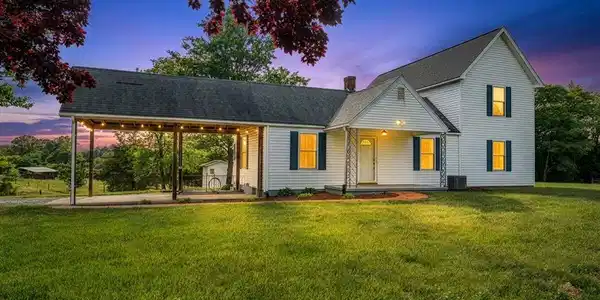 193 Simmons Creek RD