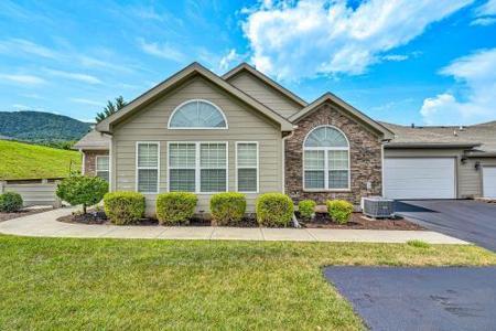 5460 Orchard Villas CIR