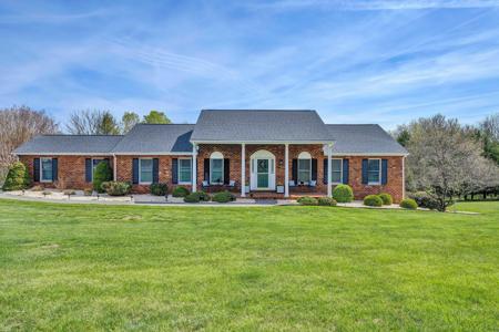 209 Big Maple DR