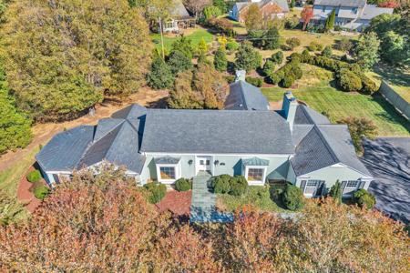 7323 La Marre CIR