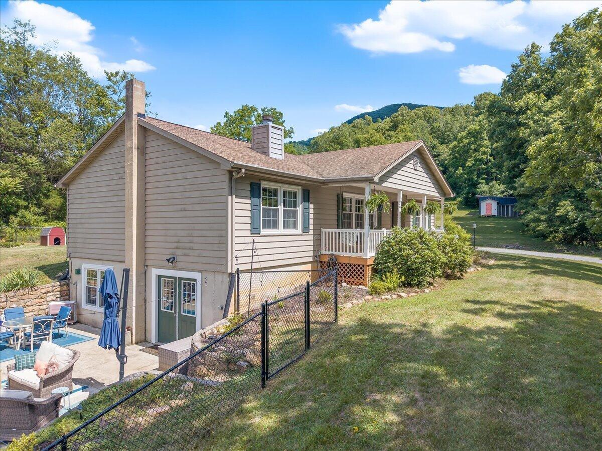 Image 2: 02-6415 Catawba Creek Rd-2