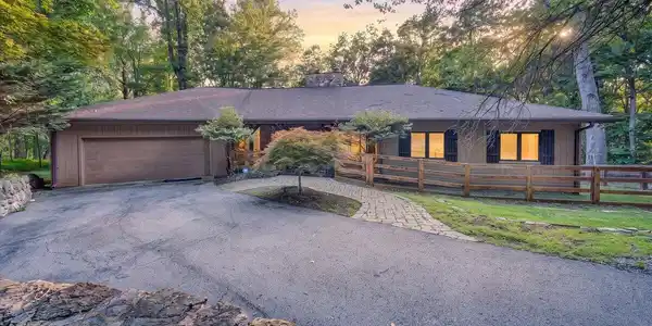 310 Saddleback TRL