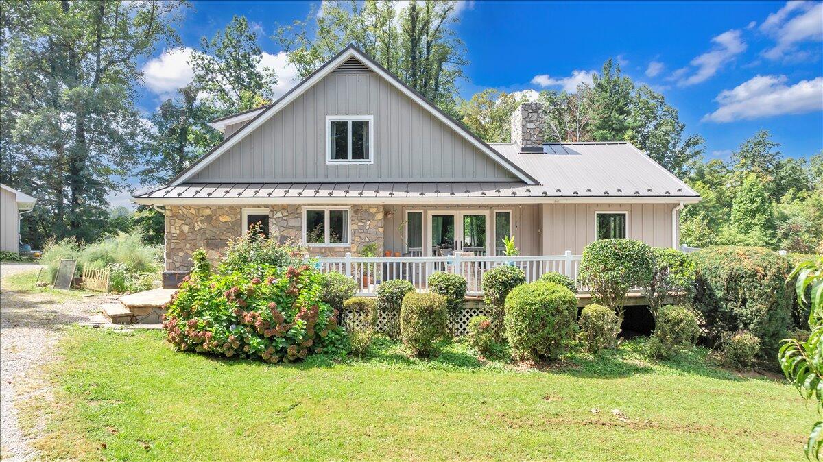 Image 2: 280 Woodwinds Rd