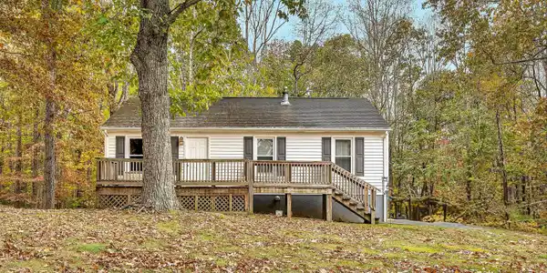 117 Country LN