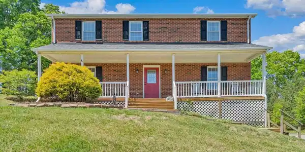 1263 Houston Mines RD