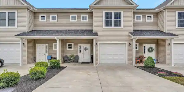249 Louise LN
