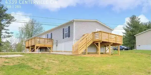 4339 Centerville CIR