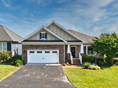 3836 Fairway View DR
